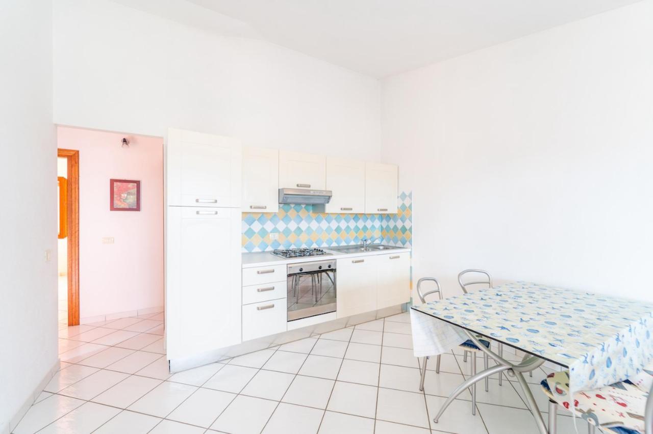 Iss Travel, Citai Panoramic Apartments - 1,5 Km From The Beach سان تيودورو المظهر الخارجي الصورة